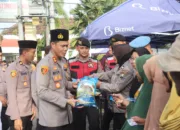 Kapolres Probolinggo Kota Ngabuburit dan Bukber Bareng Pengusaha dan GP Ansor, Santuni Anak Yatim hingga Bagi 500 Bansos
