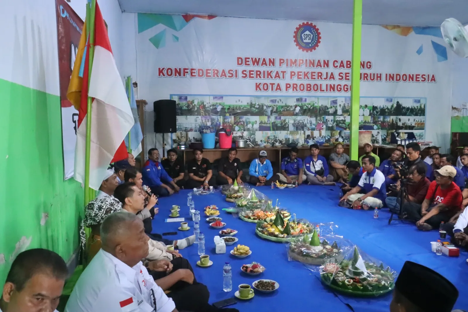 May Day Sejuk di Probolinggo, Buruh-Polisi-Pemkot Duduk Bersama Jaga Kondusivitas