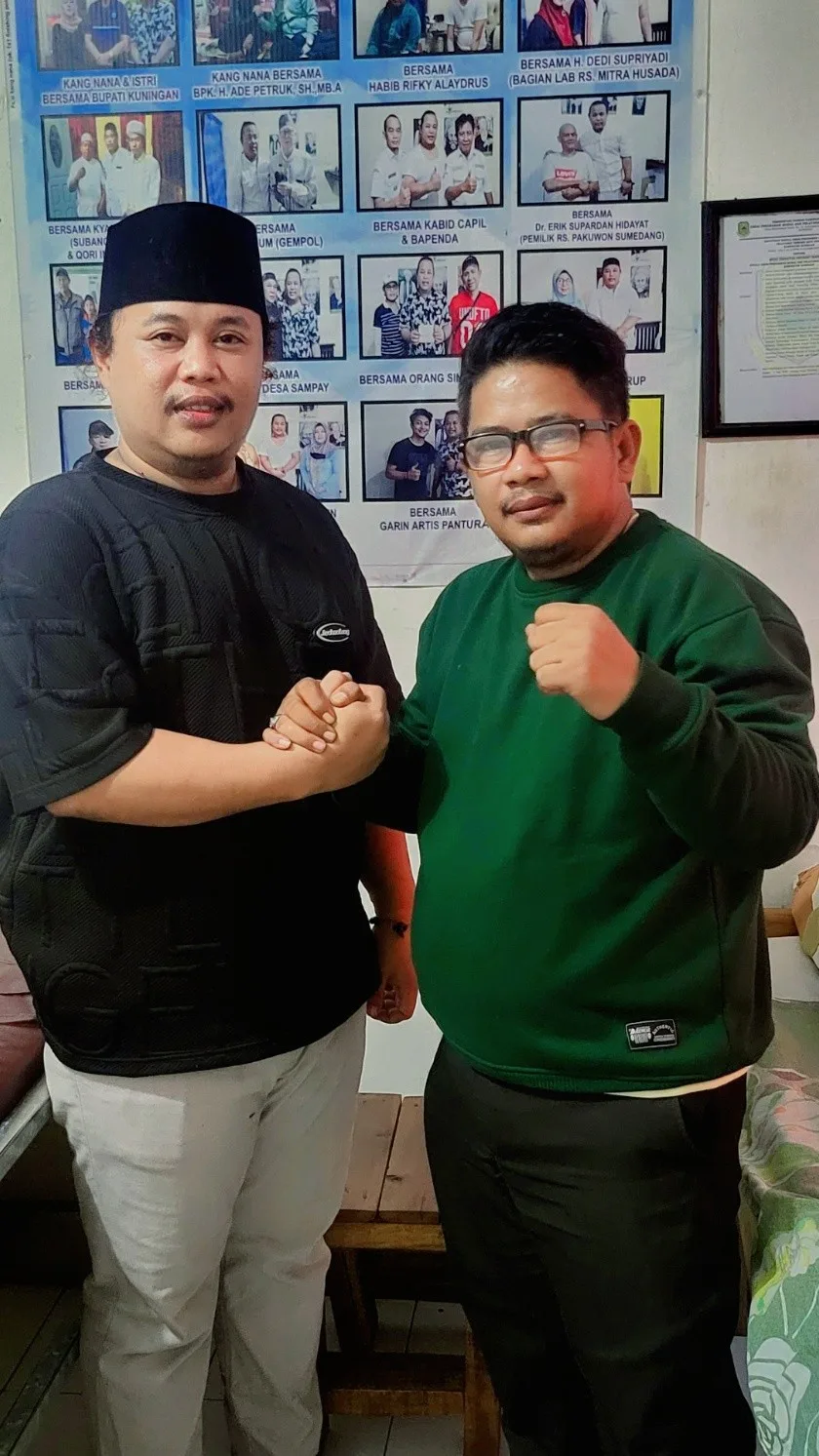 Ketua LBH Ratu Adil Sambangi Pengobatan Totok Syaraf Milik Kang Nana