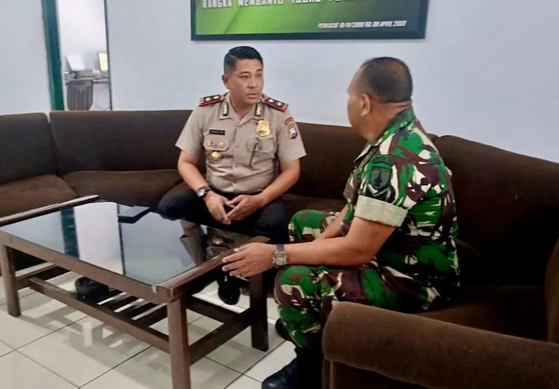 Perkuat Sinergitas, Kapolsek Dau Baru Gelar Silaturahmi ke Koramil Dau