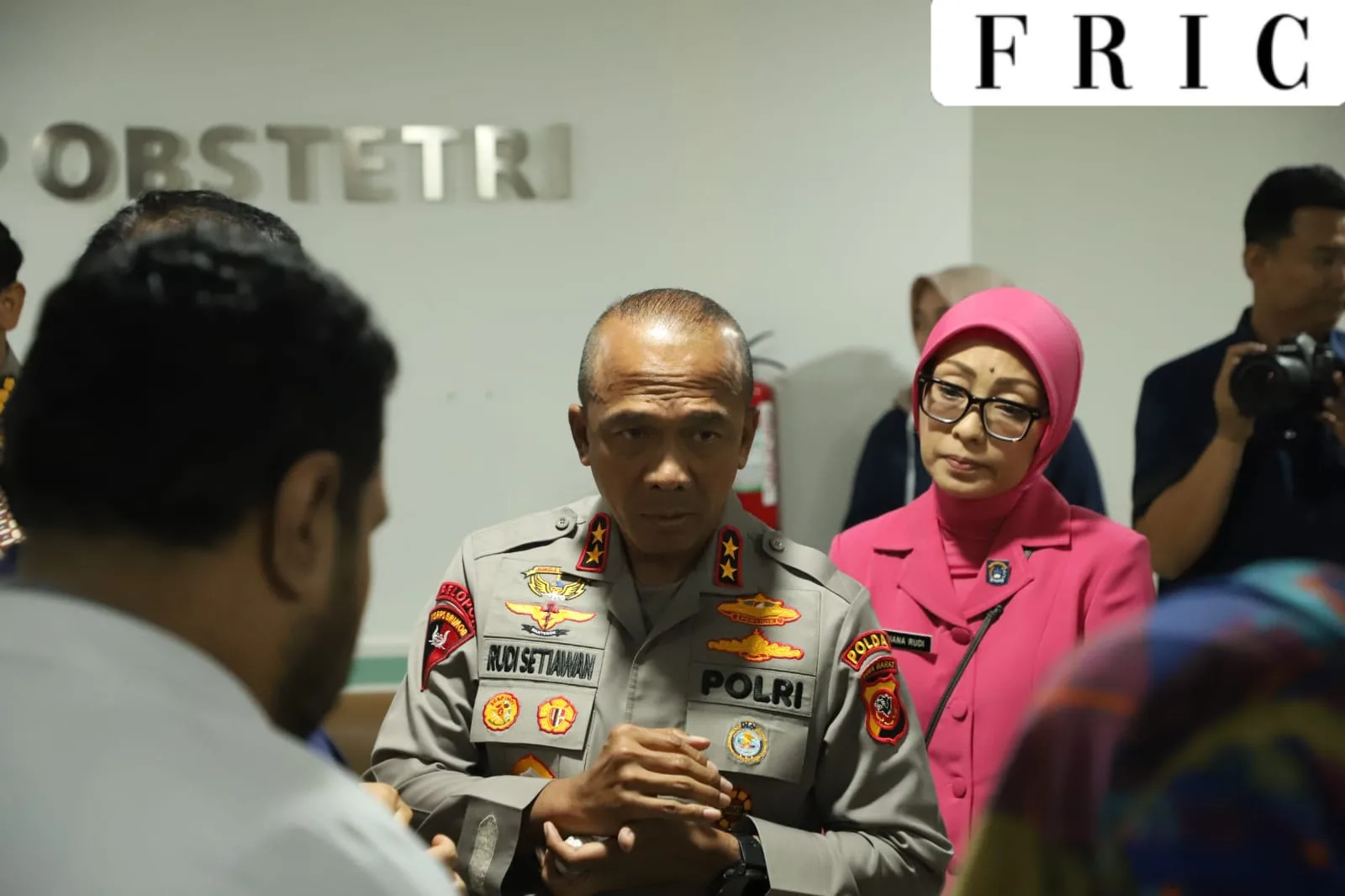 KEPOLISIAN NEGARA REPUBLIK INDONESIA DAERAH JAWA BARAT BIDANG HUBUNGAN MASYARAKAT