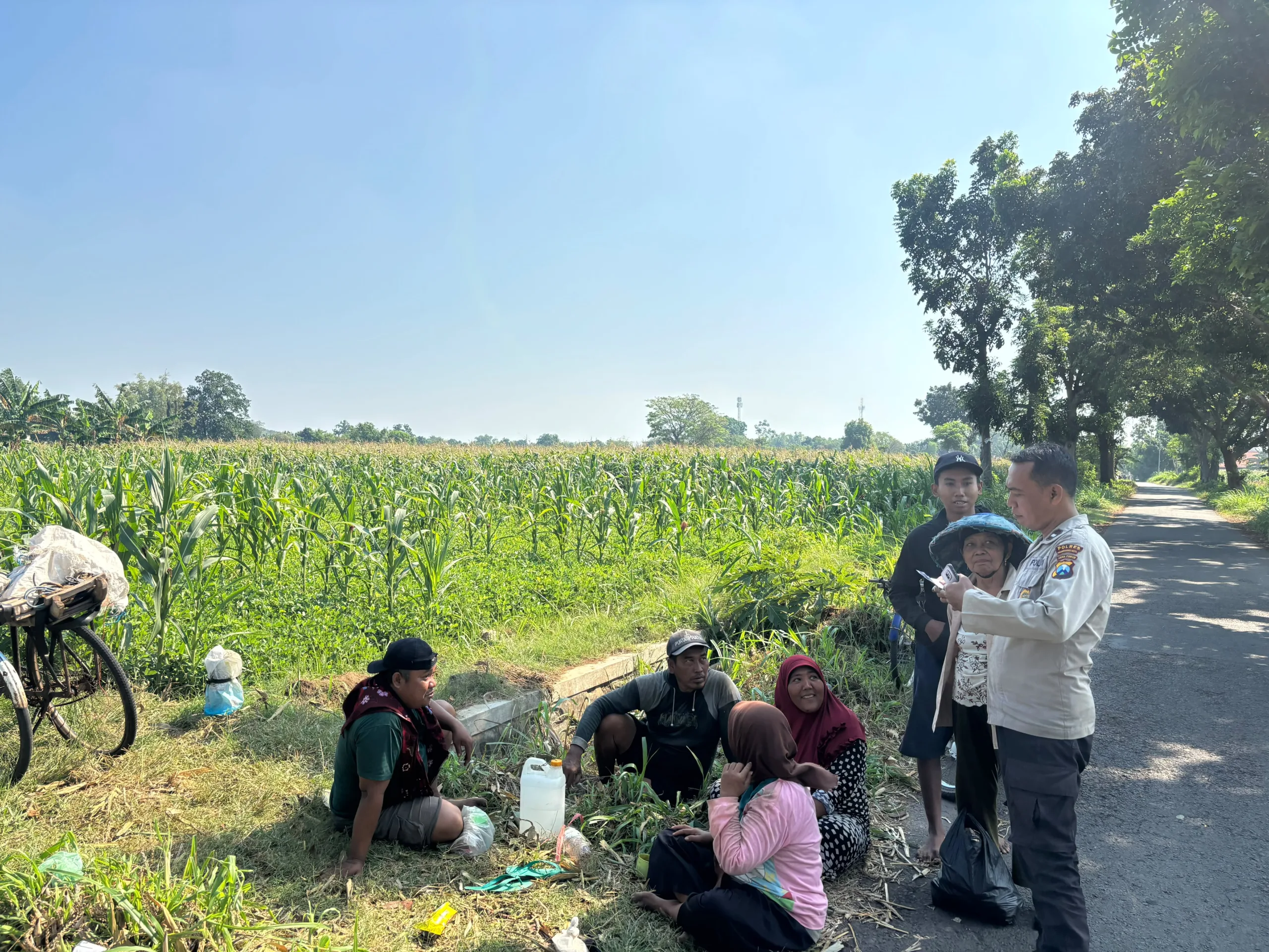 Polsek Wonoasih Perkuat Ketahanan Pangan Lewat Dialog dengan Petani Jagung