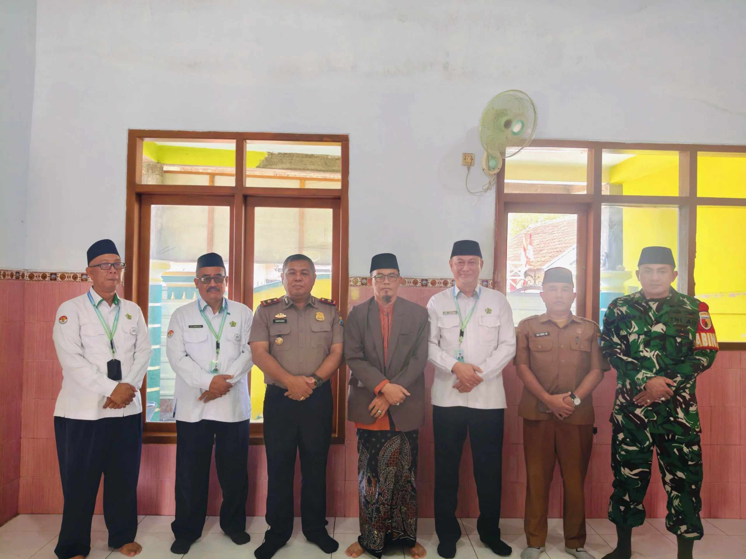 Kapolsek Kademangan Hadiri Maulid Nabi di Yayasan Darul Hidayah, Diikuti 300 Peserta