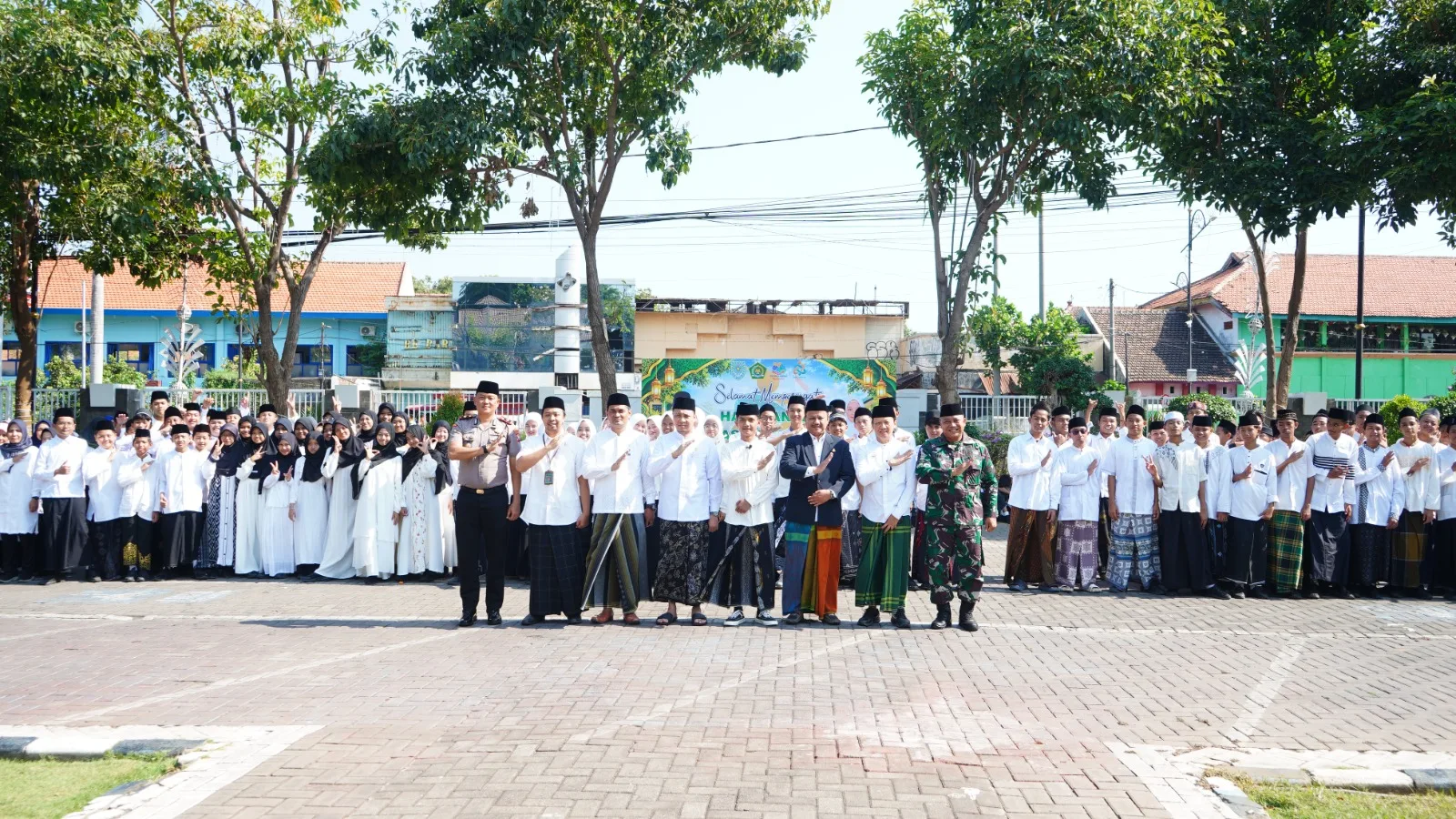 Wakapolres Probolinggo Kota Hadiri Apel Hari Santri 2026 di Pemkot